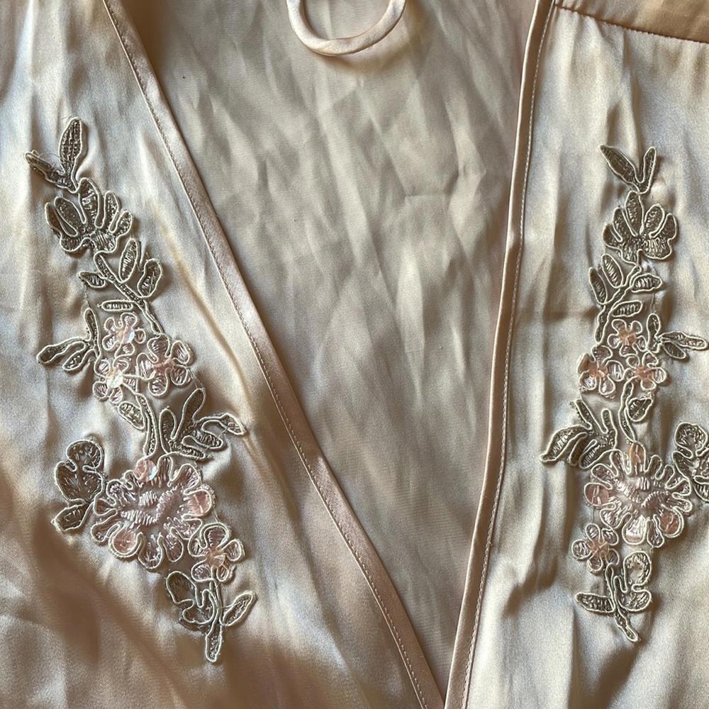 Silk PINK robe - Picture 5 of 7